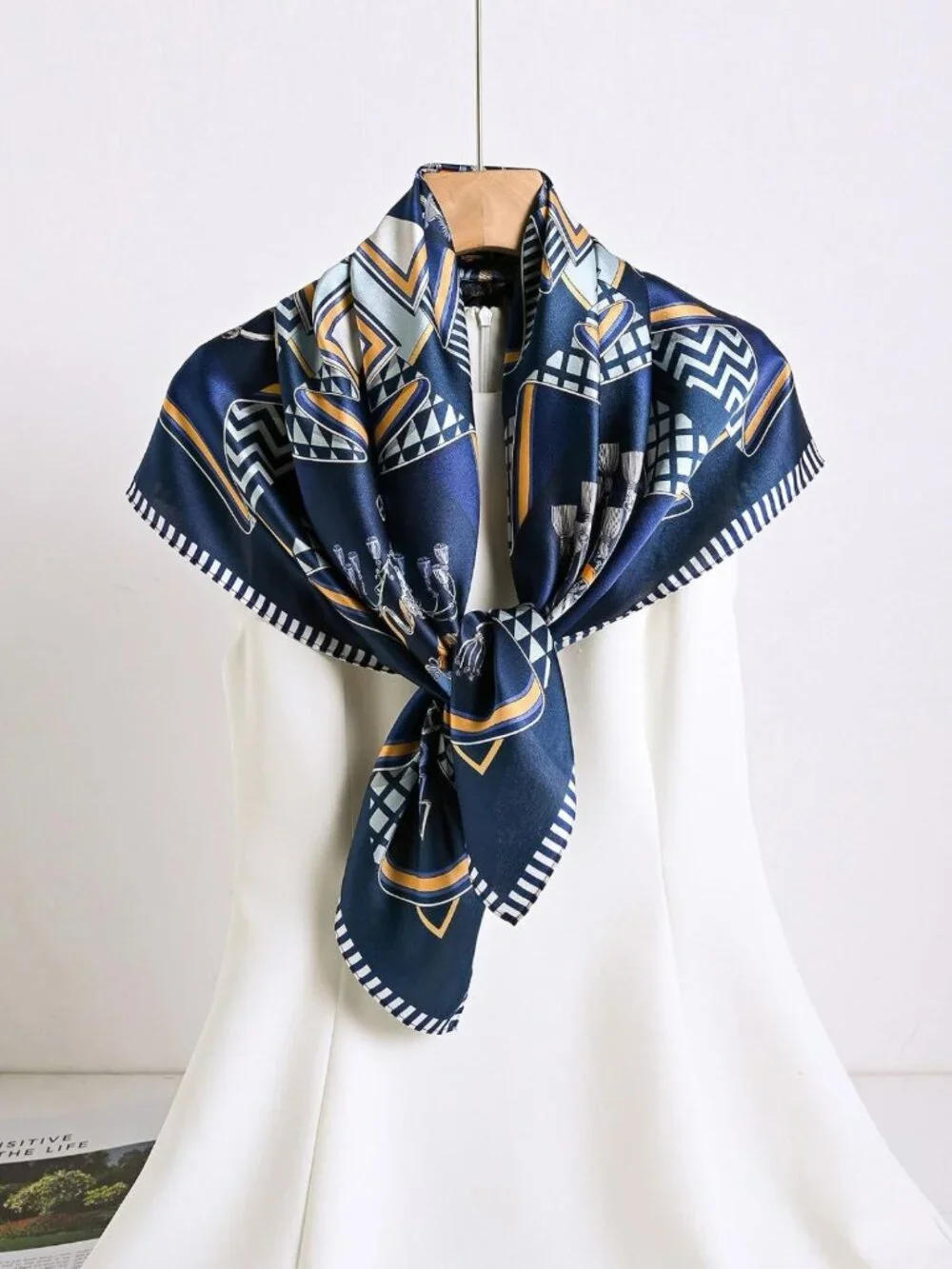 Luxurious 100% Mulberry Silk Scarf for Women - Large 35